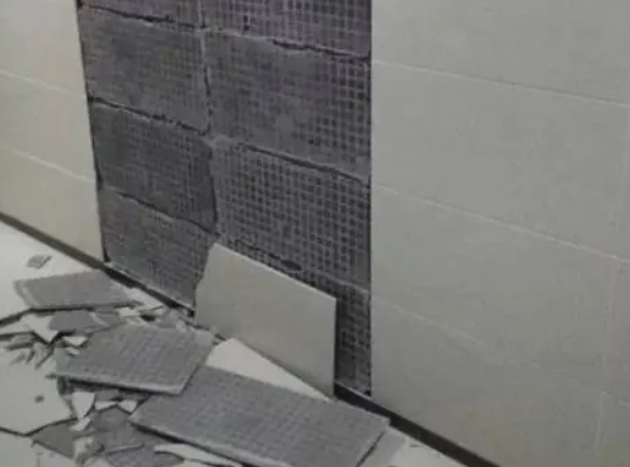 肃北瓷砖空鼓维修公司分享下肃北墙砖松动维修的知识
